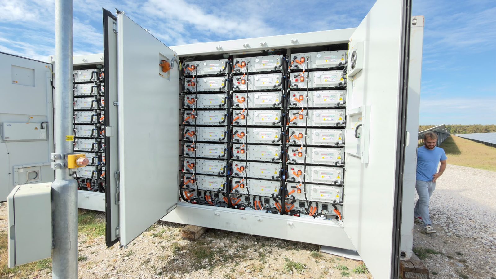 A Crostorion battery container with open doors during commissioning
